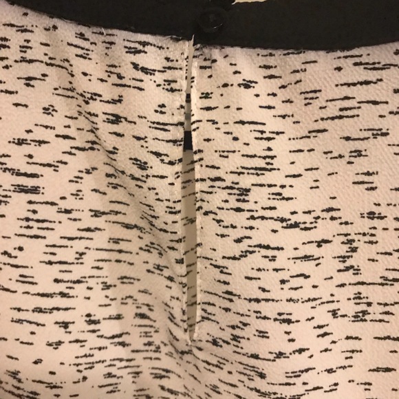 Black and White Chiffon Blouse - Picture 3 of 3